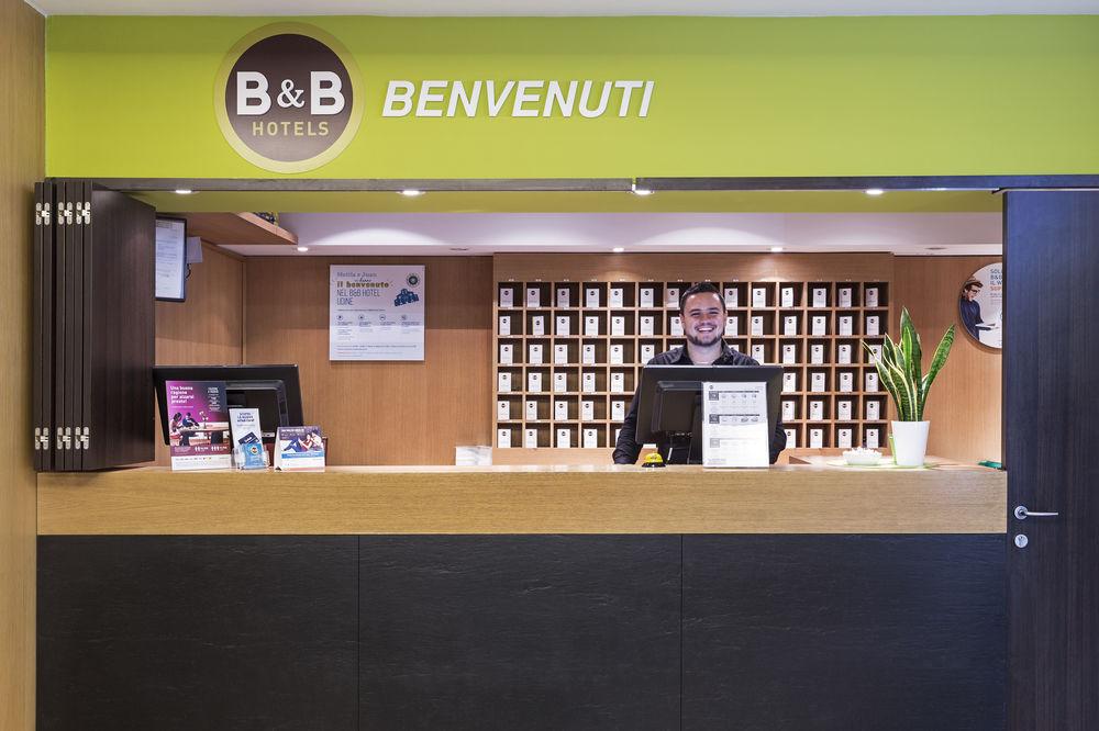 B&B Hotel Udine Extérieur photo